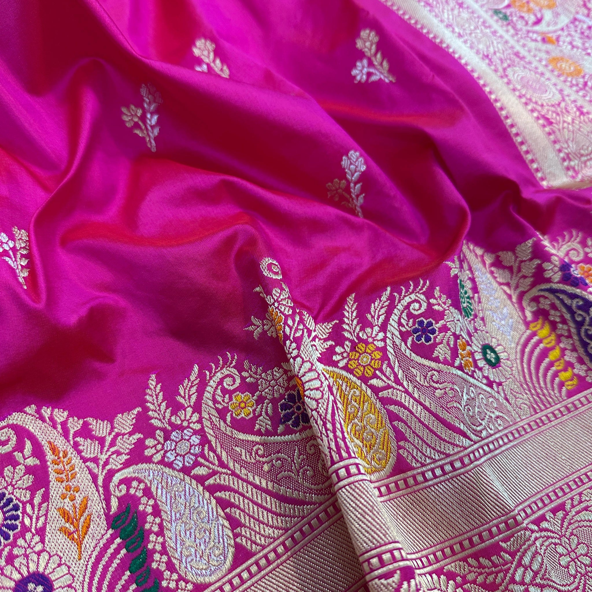 Elegant Pink Pure Katan Silk Banarasi Kadhwa Saree