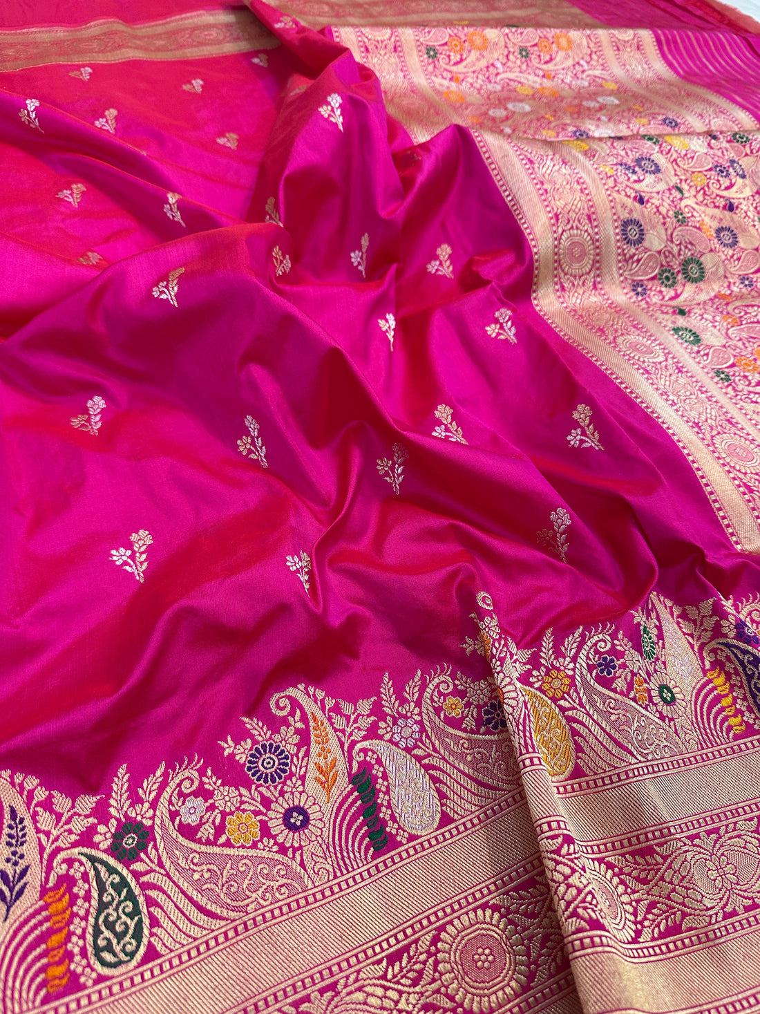 Elegant Pink Pure Katan Silk Banarasi Kadhwa Saree