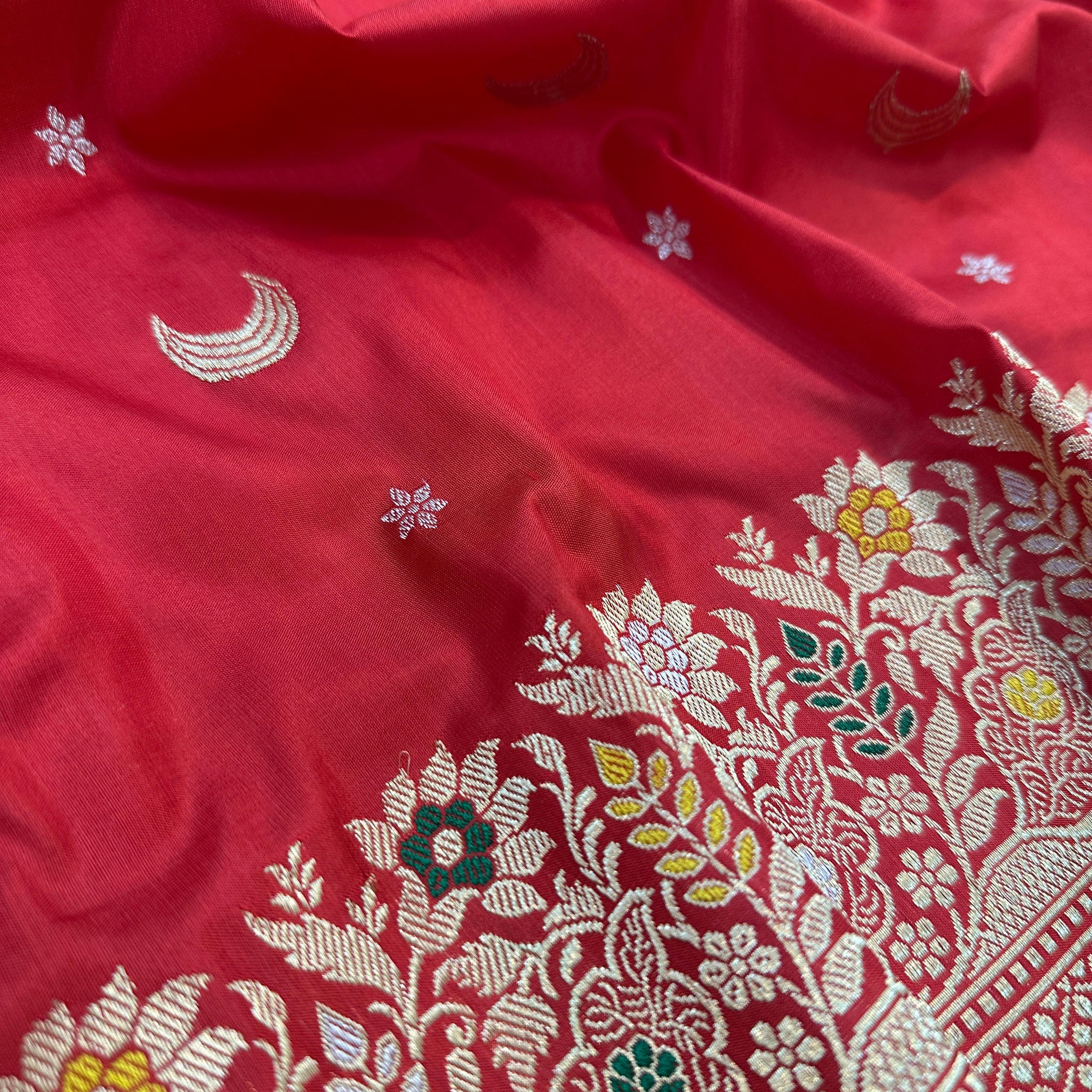 Red Banarasi Pure Katan Silk Kadhwa Saree